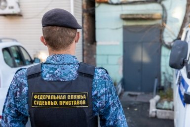 Запрет на выезд за границу побудил отца выплатить алименты на троих детей Илья Аверьянов, ИА PrimaMedia