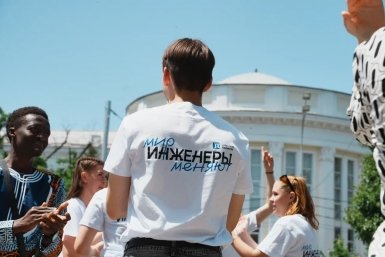 "Инженеры — в тренде": Игорь Лагерев рассказал о бюджетных местах и взлете среднего балла ЕГЭ
